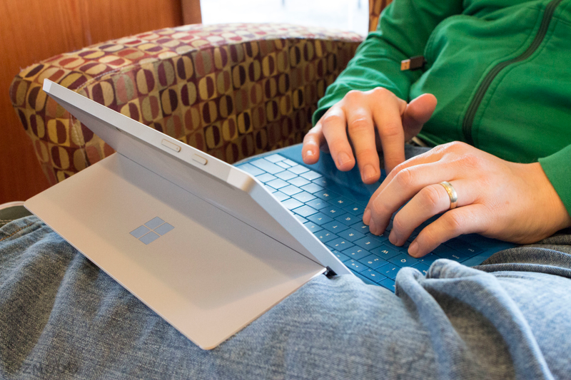 Illustration for article titled Microsoft Surface 3 Review: The Tablet I Want At The Price I Don’t